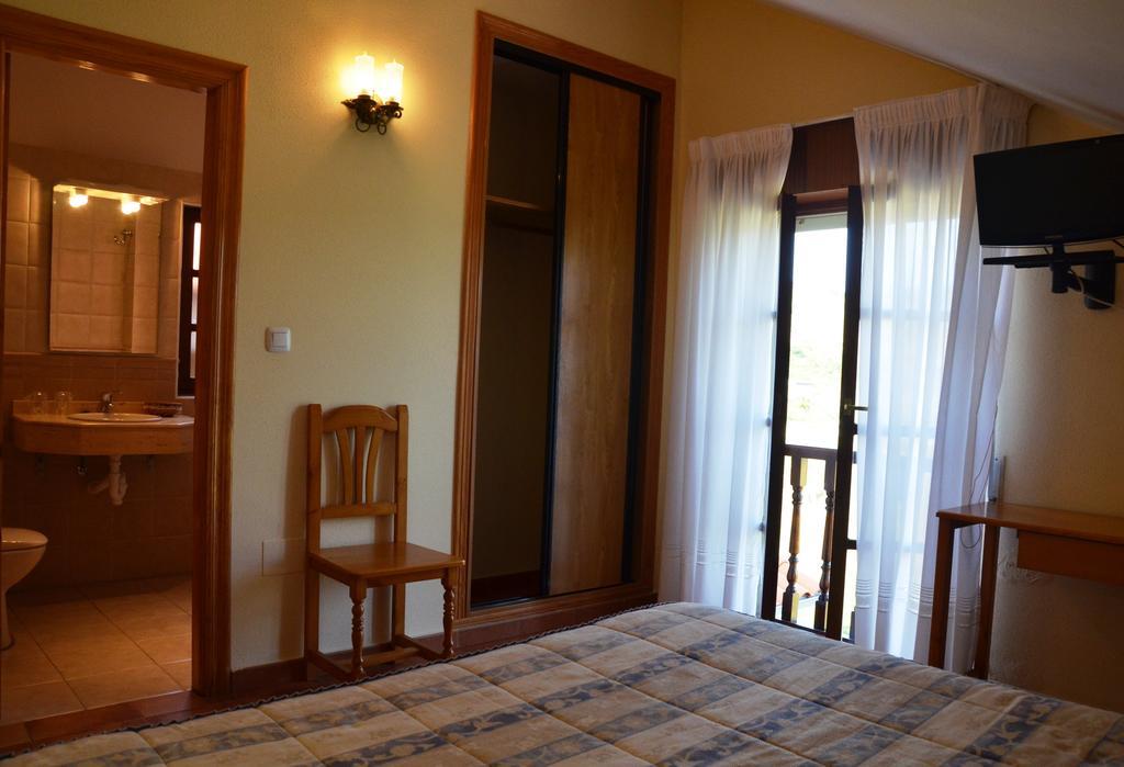 Hospederia El Cantio Orena Room photo