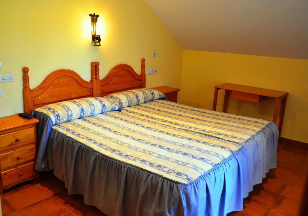 Hospederia El Cantio Orena Room photo